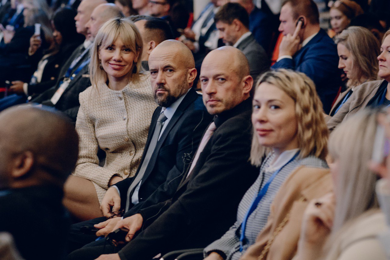 Публичная дискуссия